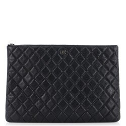 O Case Clutch Quilted Caviar Large