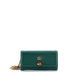 Diana Wallet on Chain Leather