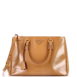 Double Zip Lux Tote Vernice Saffiano Leather Medium