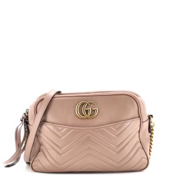 GG Marmont Shoulder Bag Matelasse Leather Medium