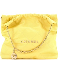 22 Chain Hobo Quilted Caviar Medium