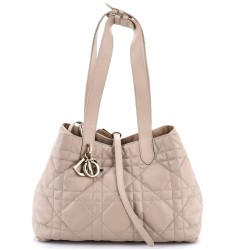 Toujours Tote Bag Macrocannage Quilt Calfskin Medium