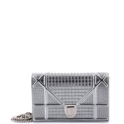 Diorama Wallet on Chain Cannage Embossed Calfskin