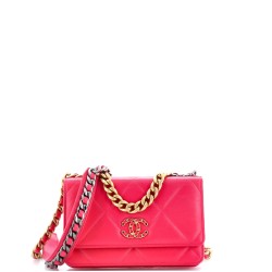 19 Wallet on Chain Quilted Lambskin
