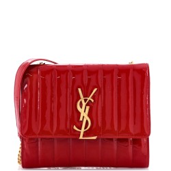 Vicky Wallet on Chain Vertical Quilted Patent
