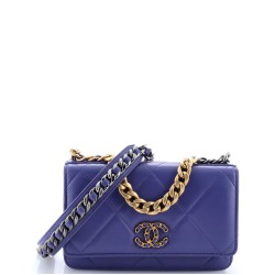 19 Wallet on Chain Quilted Goatskin