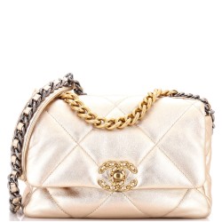 19 Flap Bag Quilted Leather Medium