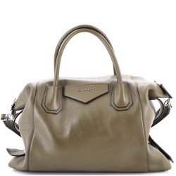 Antigona Soft Bag Leather Medium