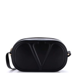 VLogo Walk Crossbody Bag Leather