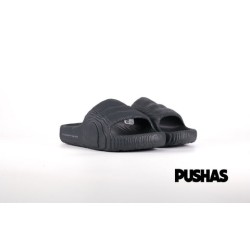 Adilette 22 Slides 'Carbon Black' (2022)