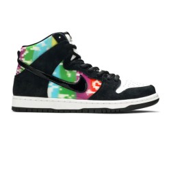 Nike SB Dunk High 'TV Signal'